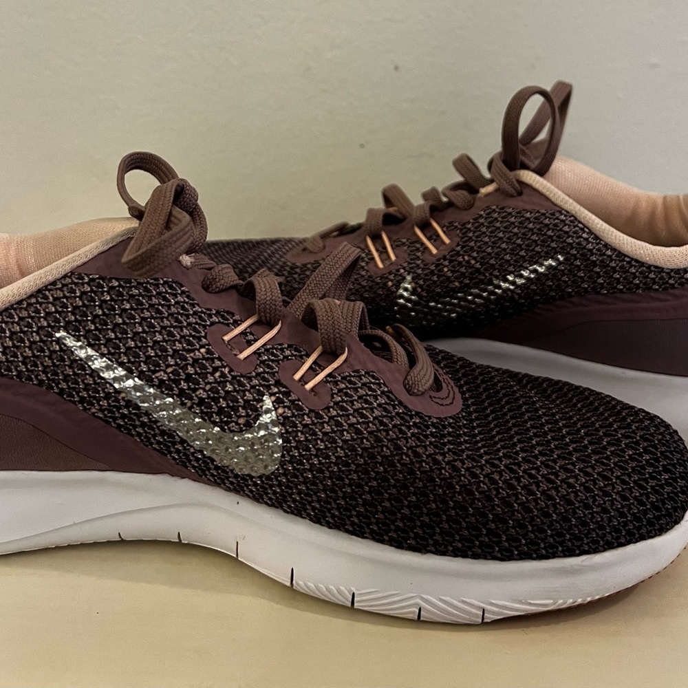 Nike Womens Sneakers